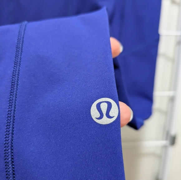 Lululemon Fast and Free Tight 25" *Non-Reflective Nulux - Picture 6 of 7